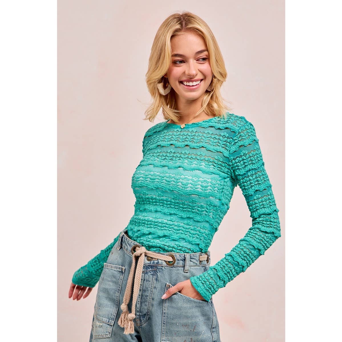 RUFFLES DETAIL FLOWER LACE TOP