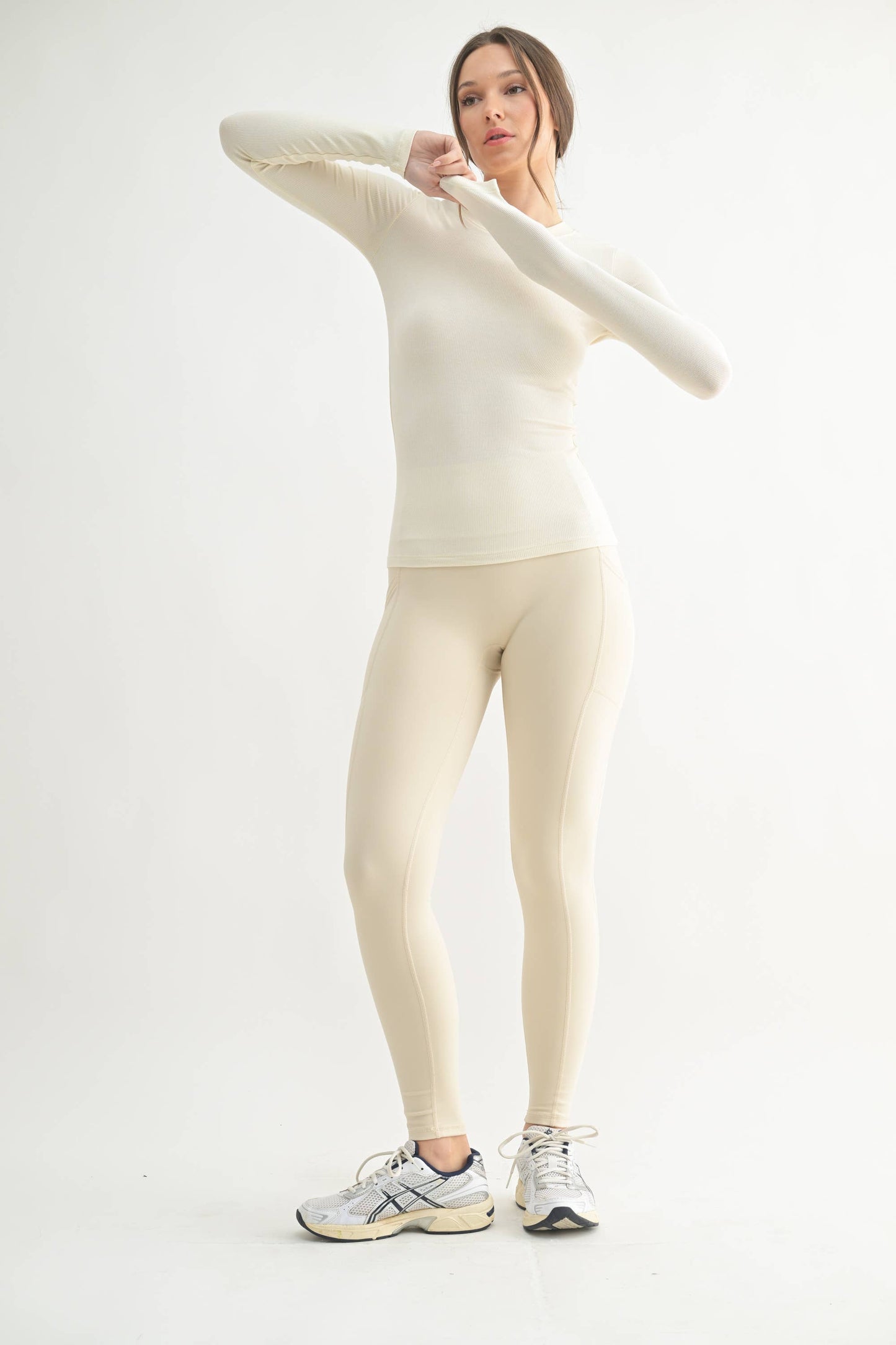 Essential Long-Sleeved Micro-Ribbed Athleisure Top: NATURAL