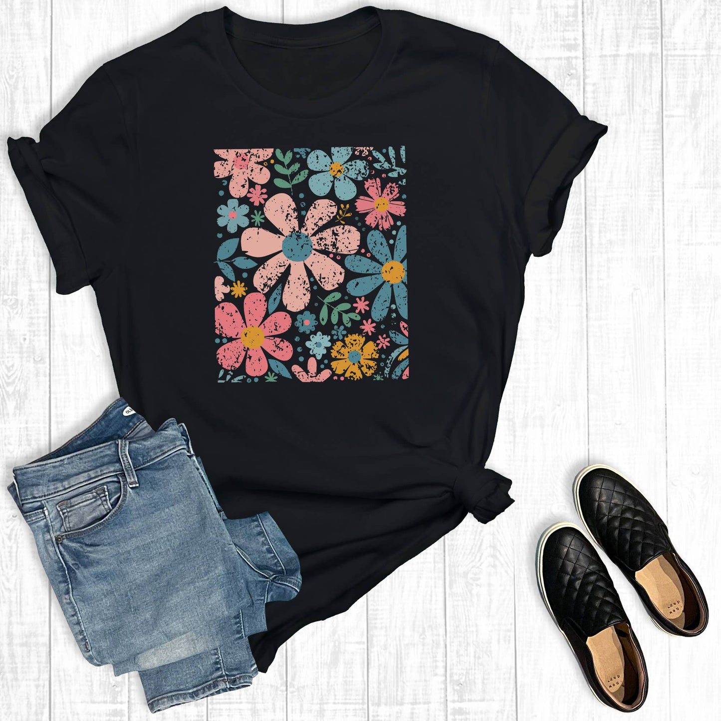 Retro Boho Flowers Graphic Tee: Black