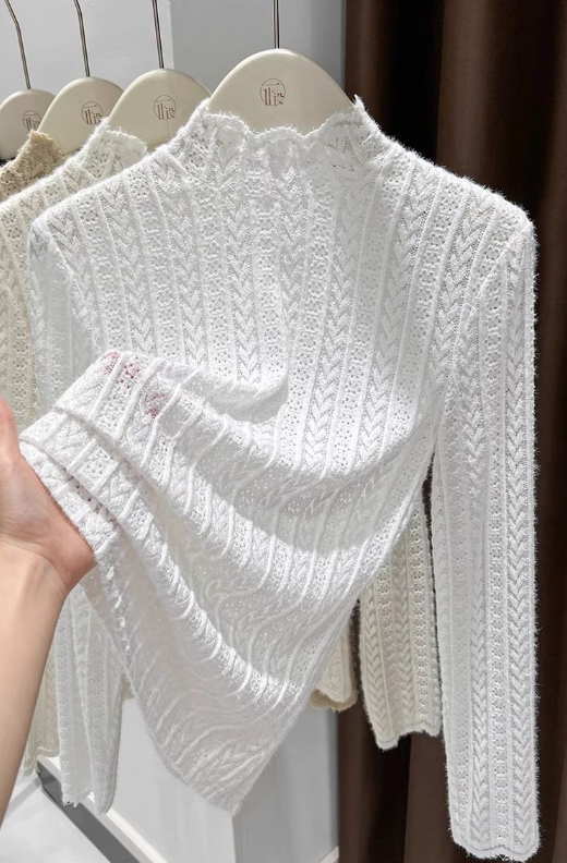 Soft knit Fluffy Texture Lace High neck Layering Top