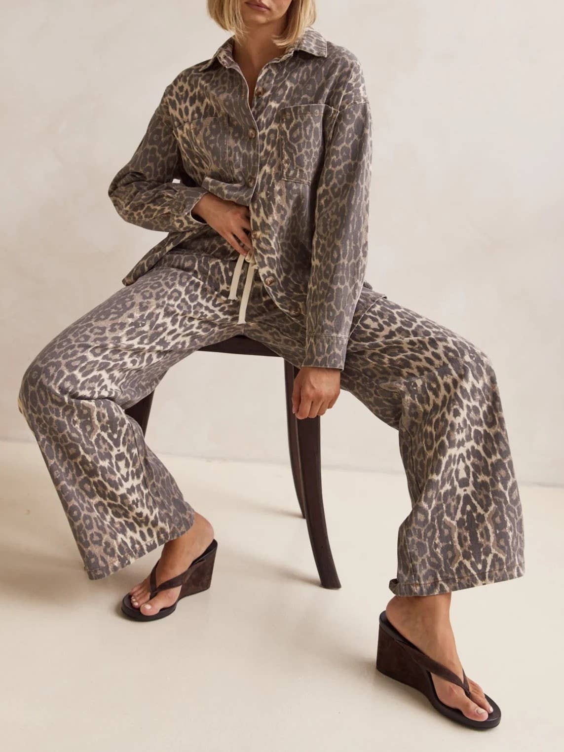 Effortless & chic Leopard print stripe bar long pants