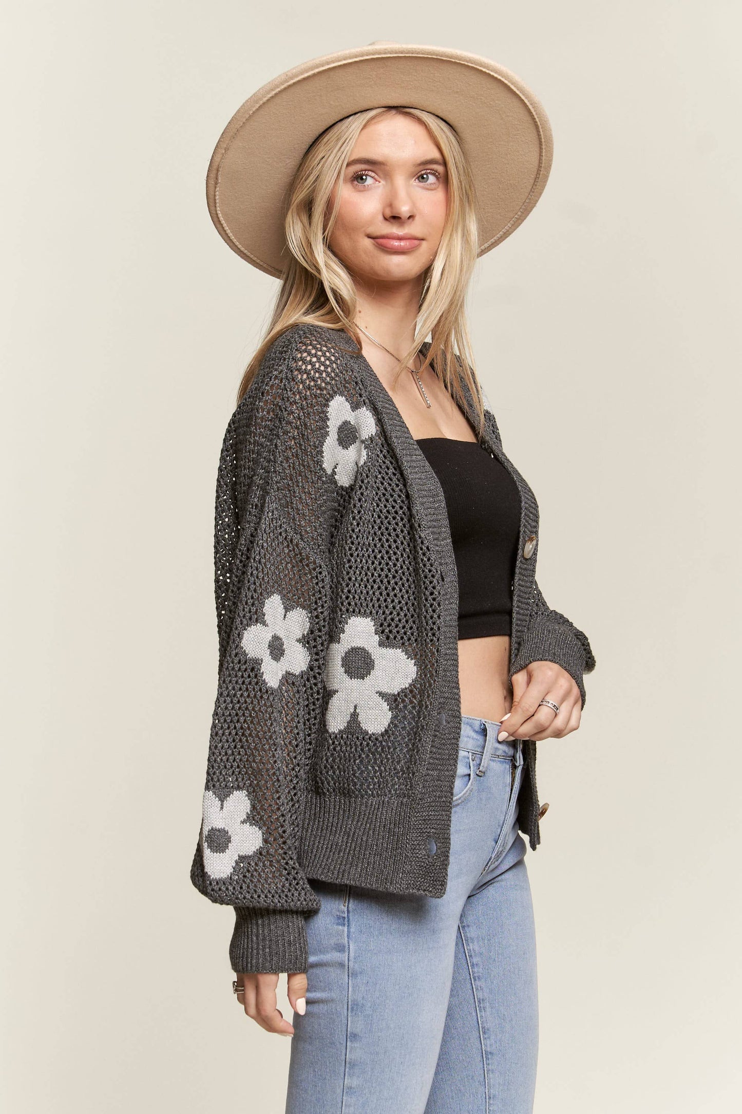 LIGHTWEIGHT FLORAL SWEATER CARDIGAN