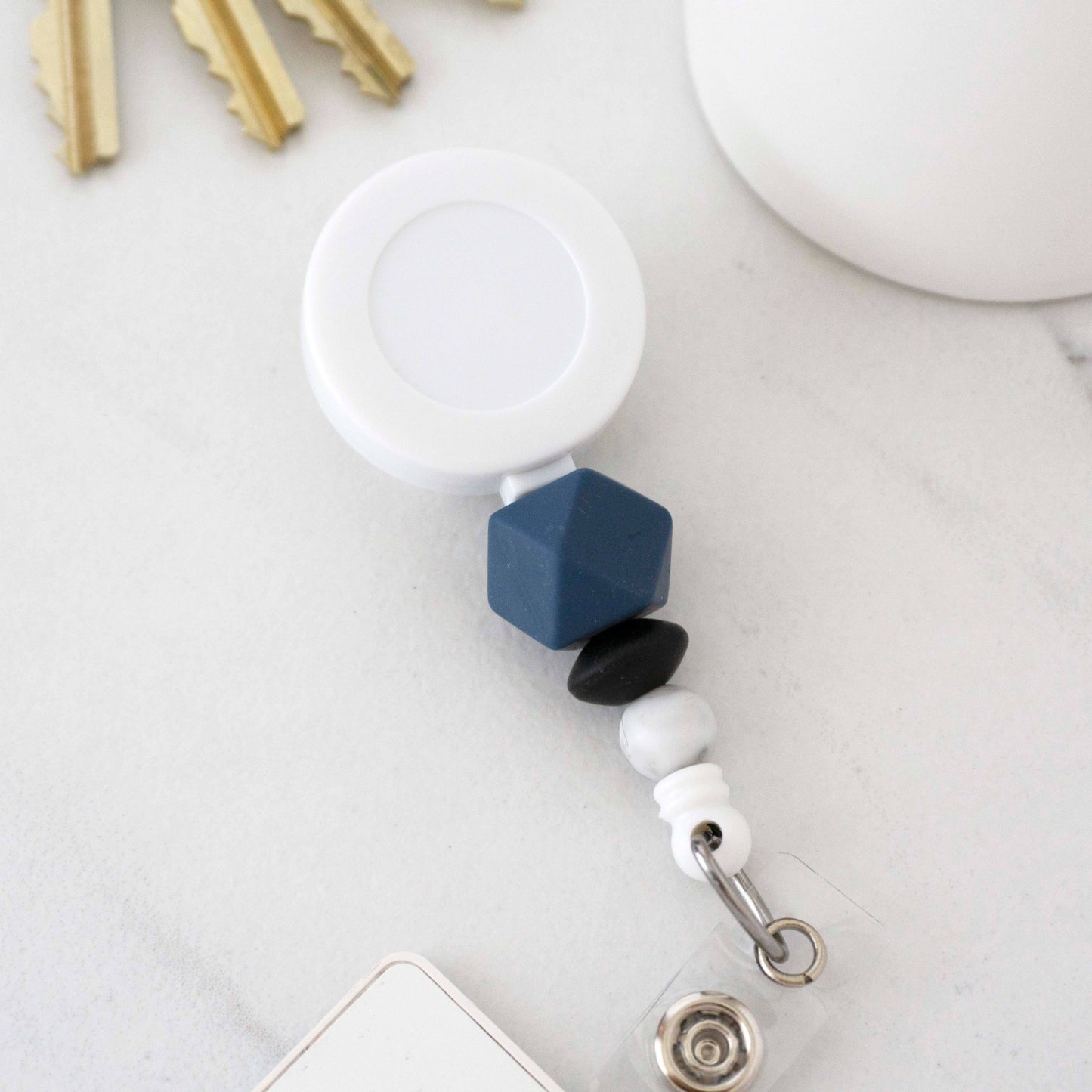 Simple Badge Reel with Decorative Silicone Beads
