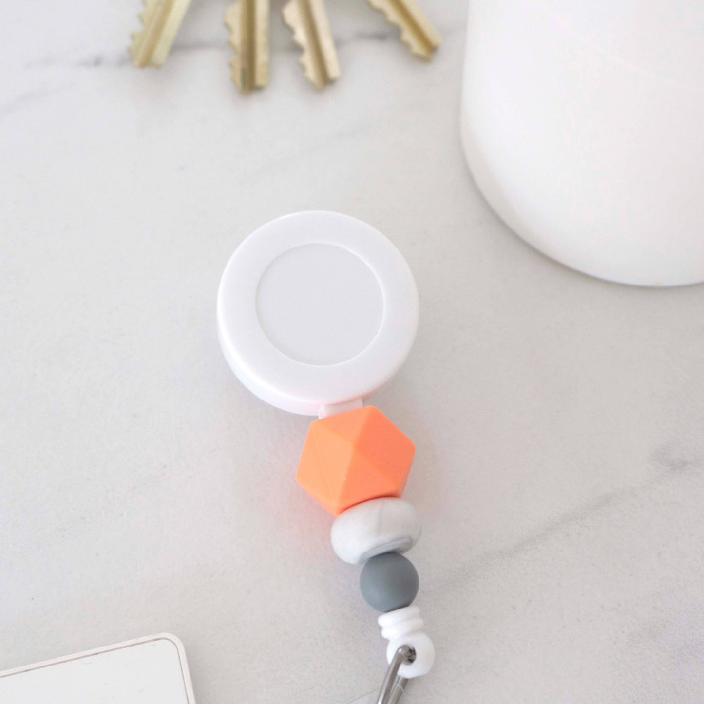 Simple Badge Reel with Decorative Silicone Beads