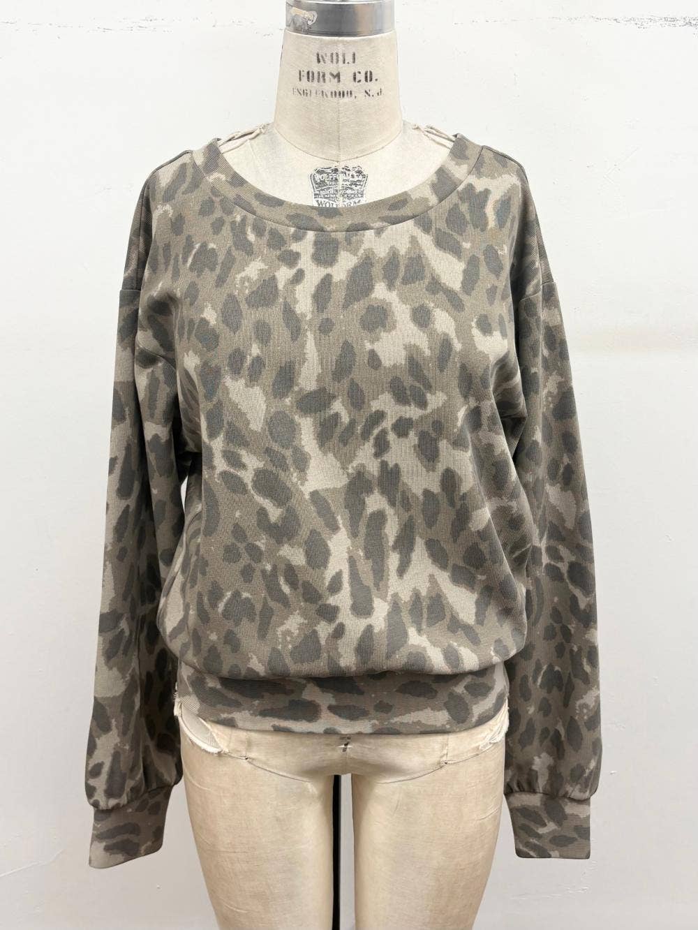 Leopard Print Crewneck  Camo Sweatshirt