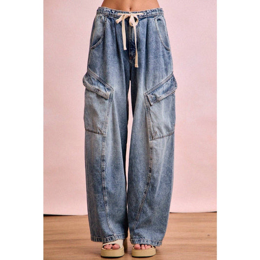 BAGGY BARREL DENIM PANTS WITH CARGO POCKETS