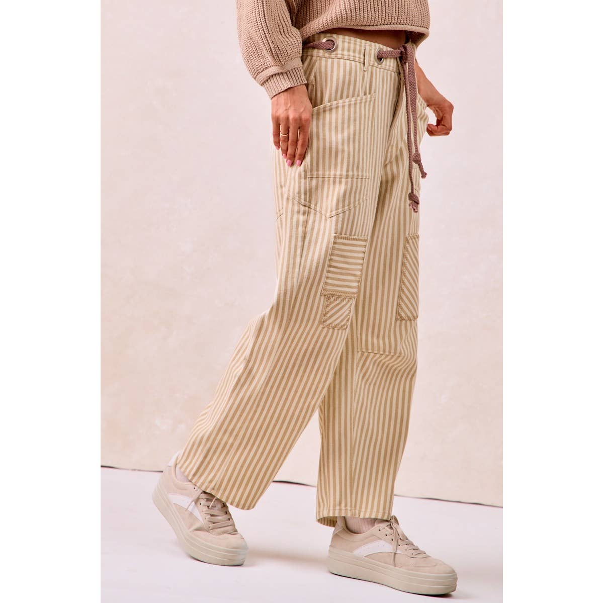 STRIPED TWILL BARREL PANTS