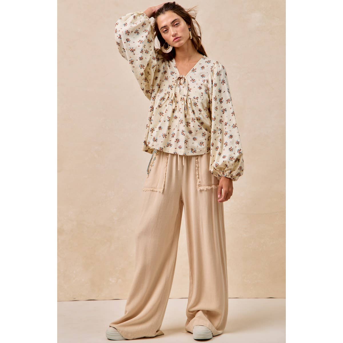 FLORAL EMBROIDERED SOLID PANTS WITH WAIST ELASTIC