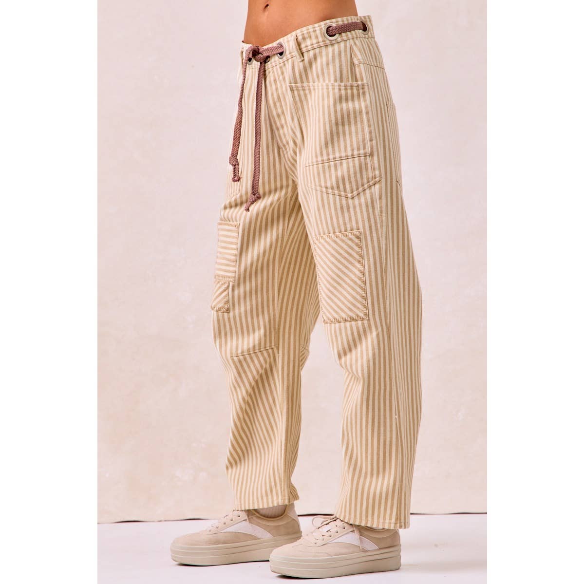 STRIPED TWILL BARREL PANTS