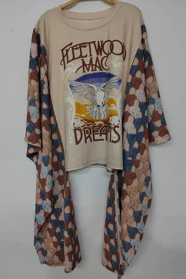 Country Music Vintage Graphic Tee with Long Kimono Sleeve