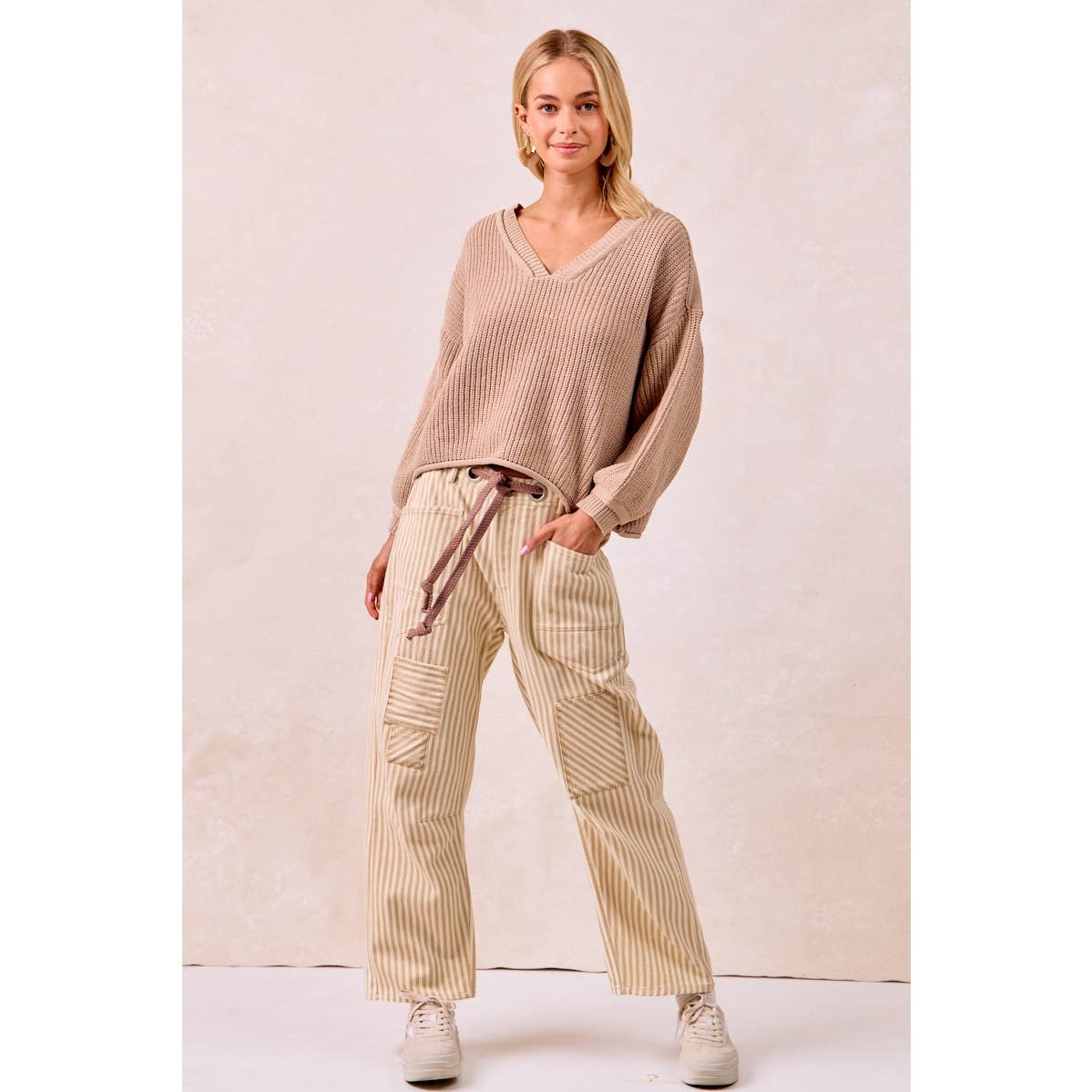 STRIPED TWILL BARREL PANTS