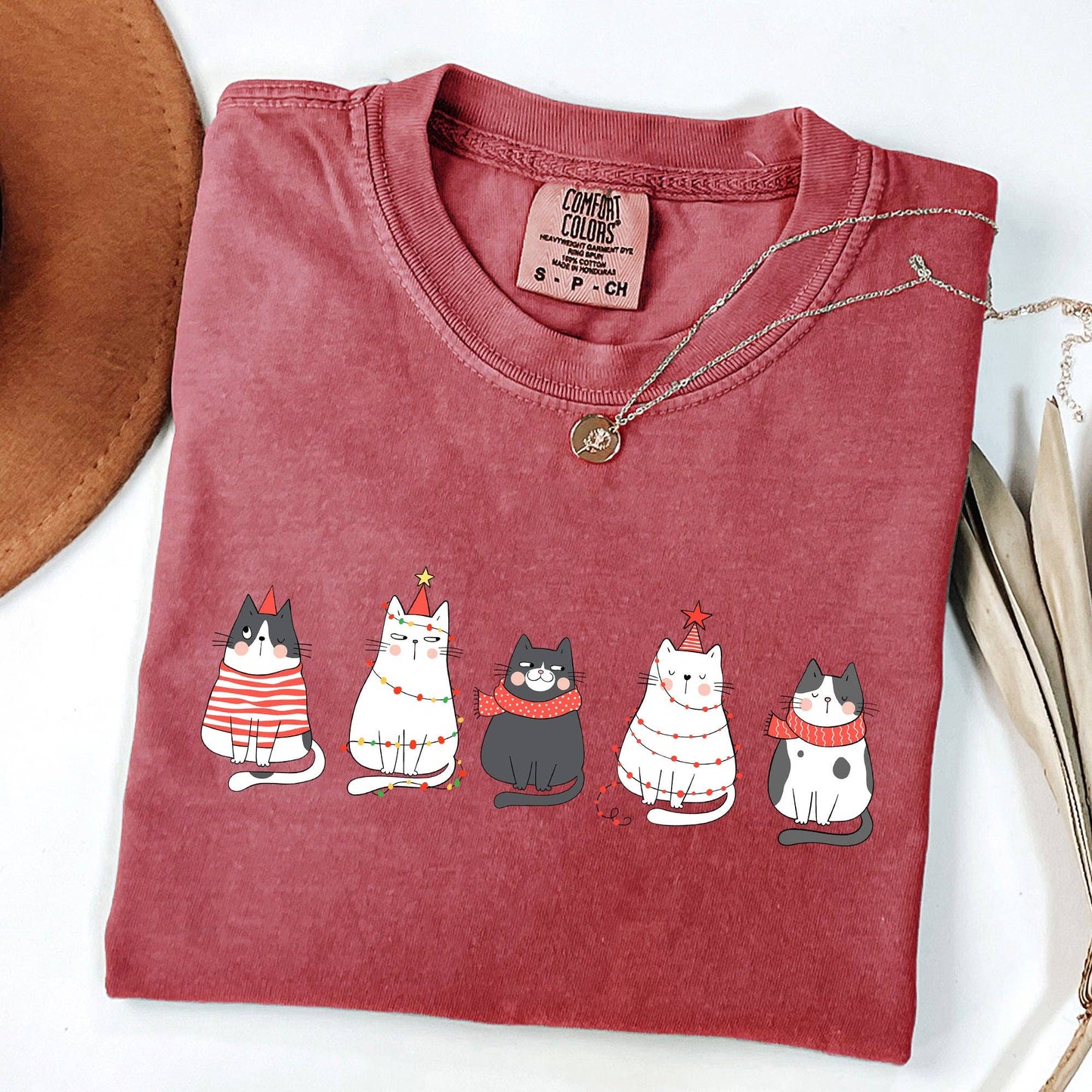 Christmas Cats, Kitties, Cat Lovers, Santa, Xmas Tshirt