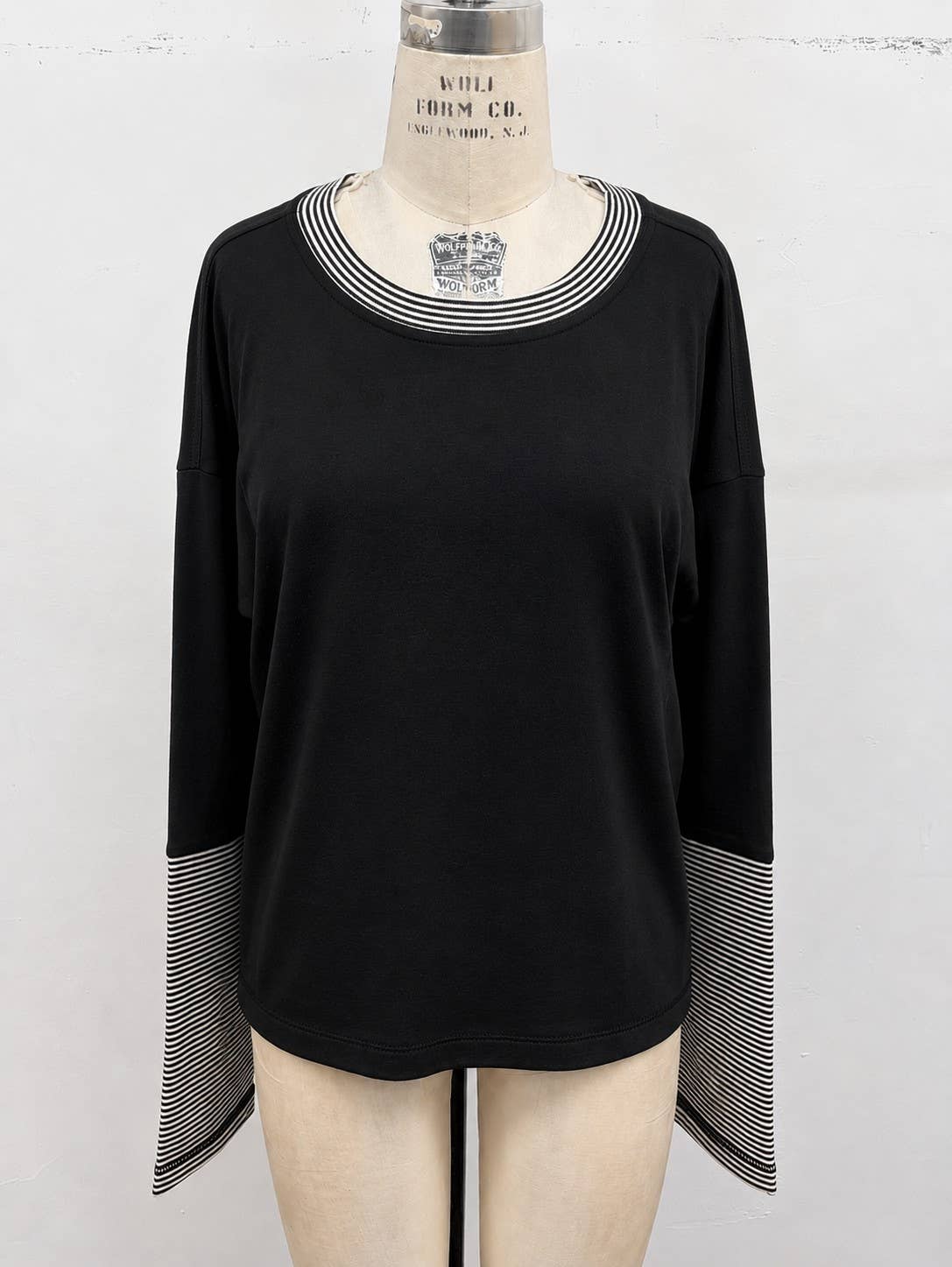 Harbor Stripe Sleeve Knit Top