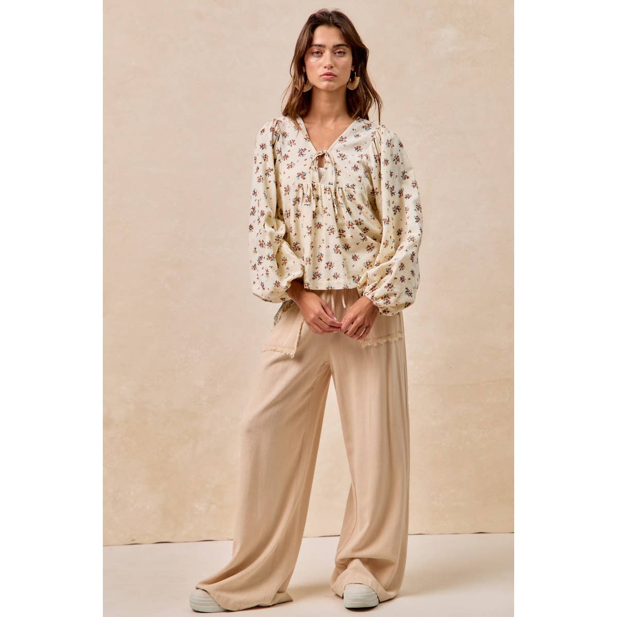 FLORAL EMBROIDERED SOLID PANTS WITH WAIST ELASTIC