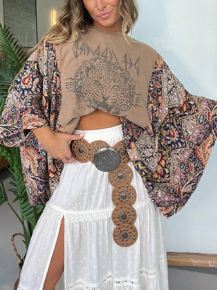 Country Music Vintage Graphic Tee with Long Kimono Sleeve