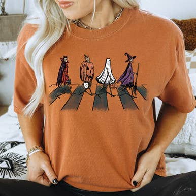 Skellie's Crossing The Road Yam Pigment Dyed Tee