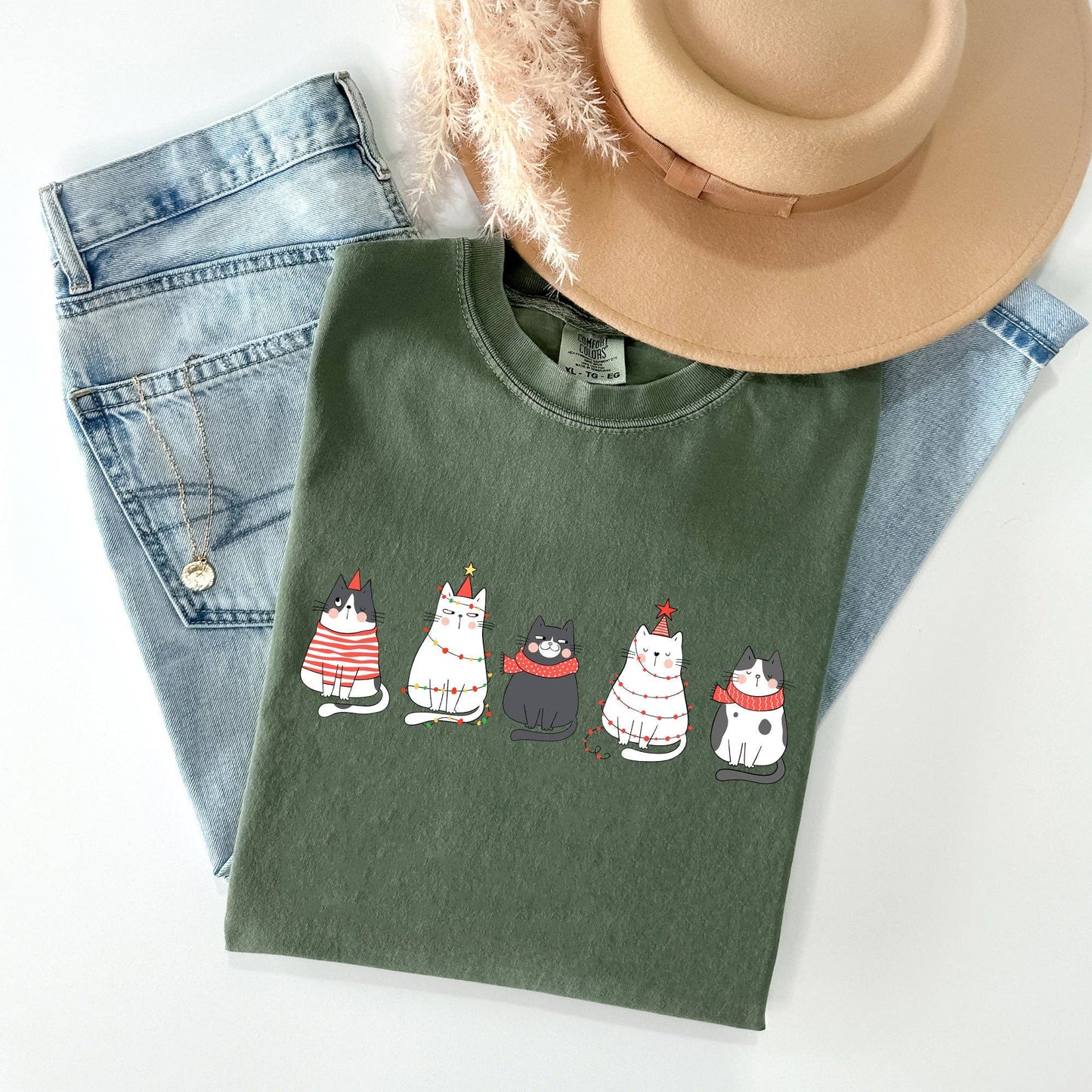 Christmas Cats, Kitties, Cat Lovers, Santa, Xmas Tshirt