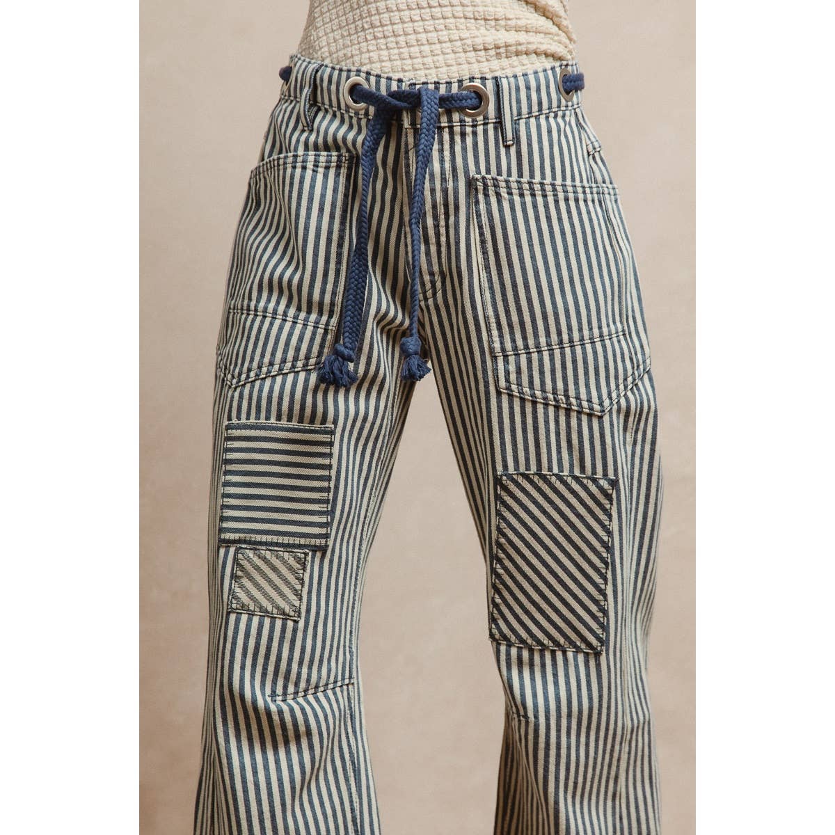 STRIPED TWILL BARREL PANTS