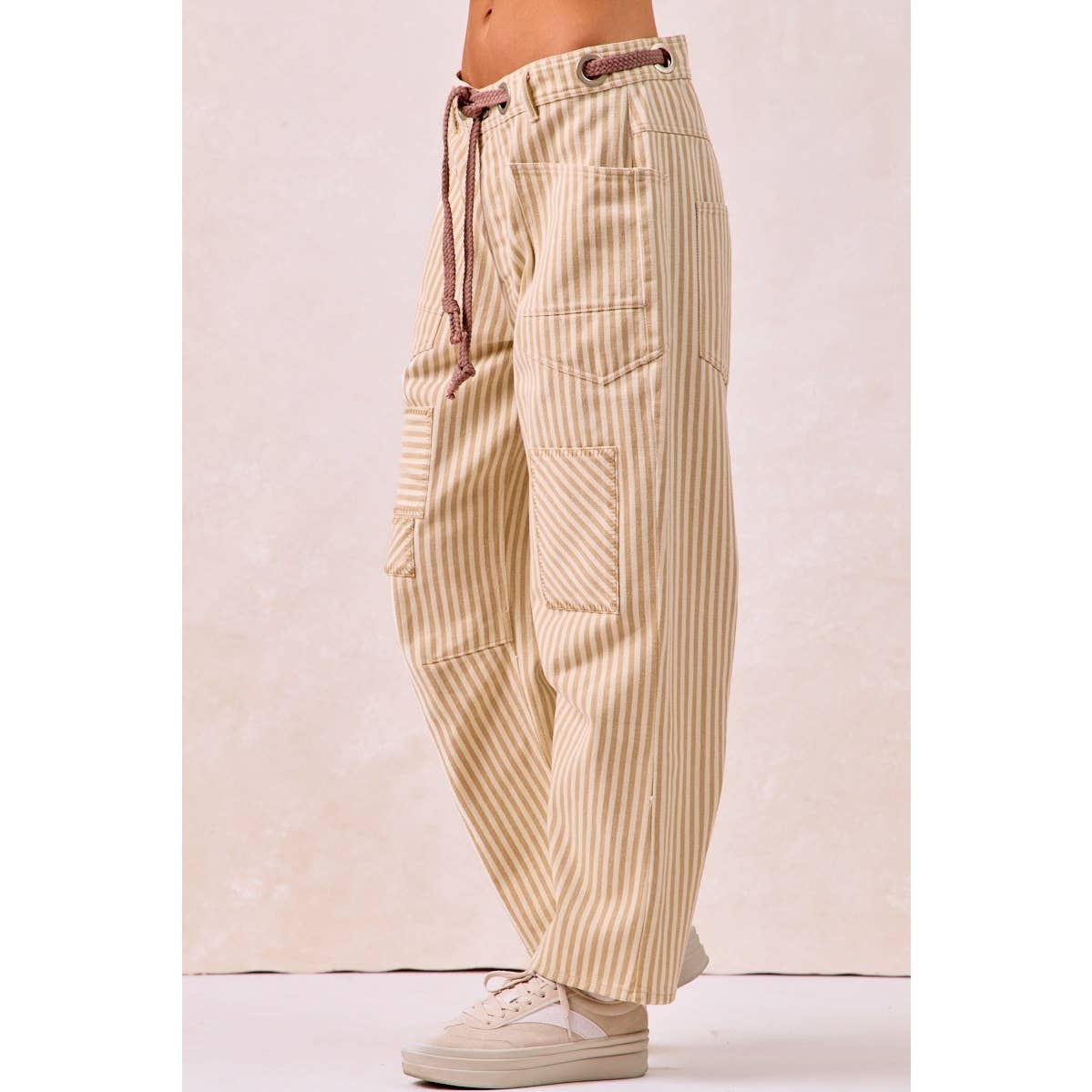 STRIPED TWILL BARREL PANTS