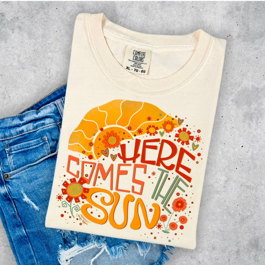 Here Comes The Sun T-Shirt- Graphic Tee