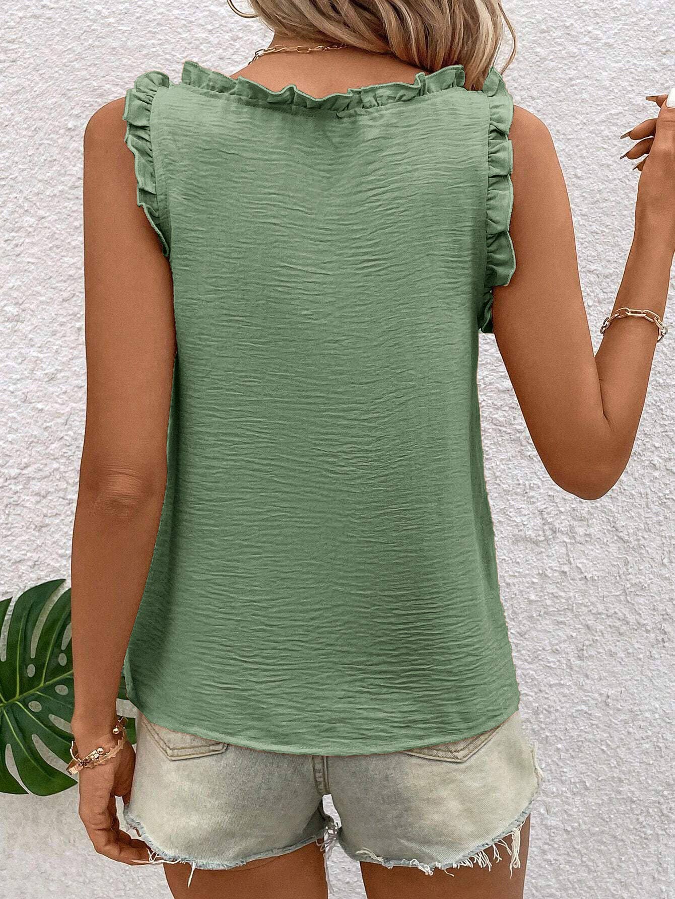 Textured Ruffled Trim V-Neck Sleeveless Top
