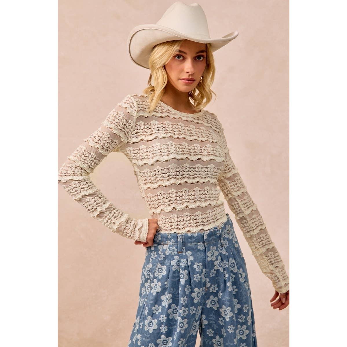 RUFFLES DETAIL FLOWER LACE TOP