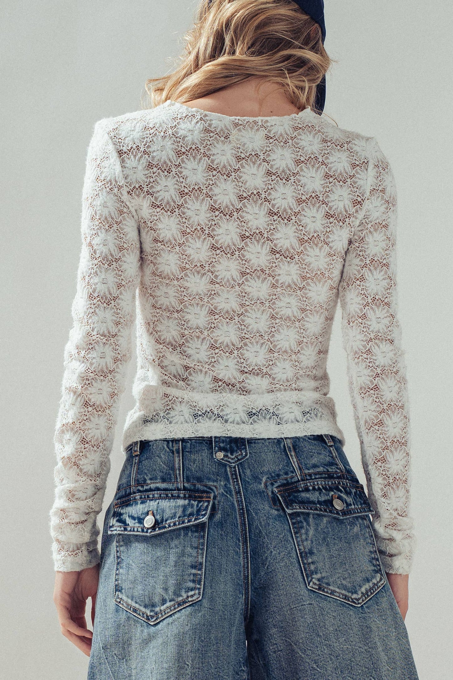 Romantic Floral Stretch Lace Layering Top