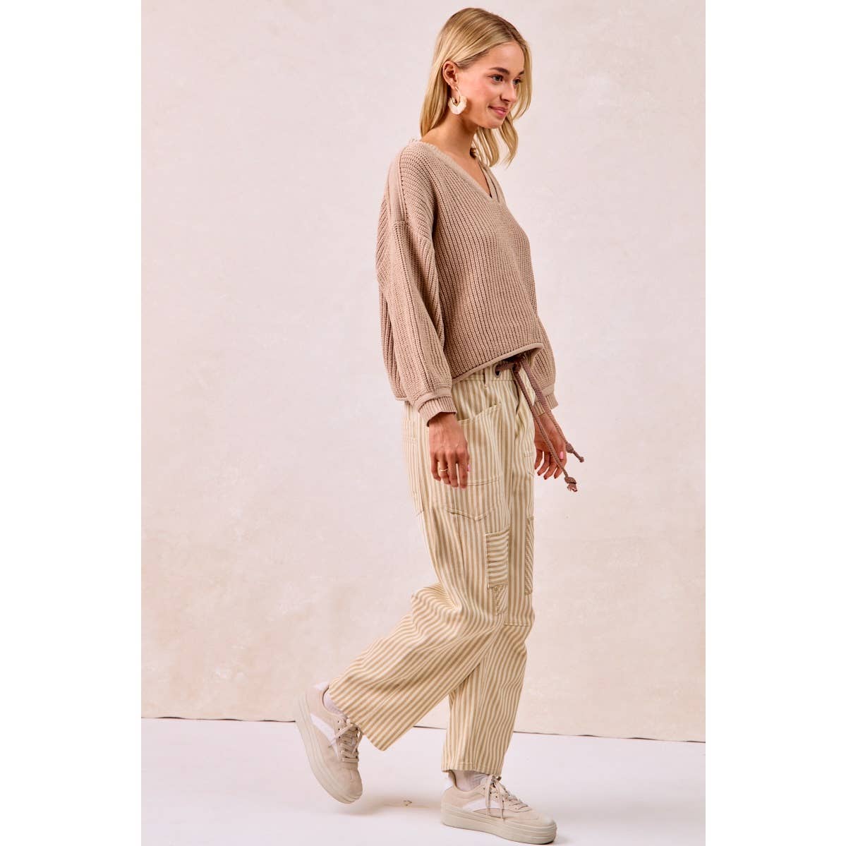 STRIPED TWILL BARREL PANTS