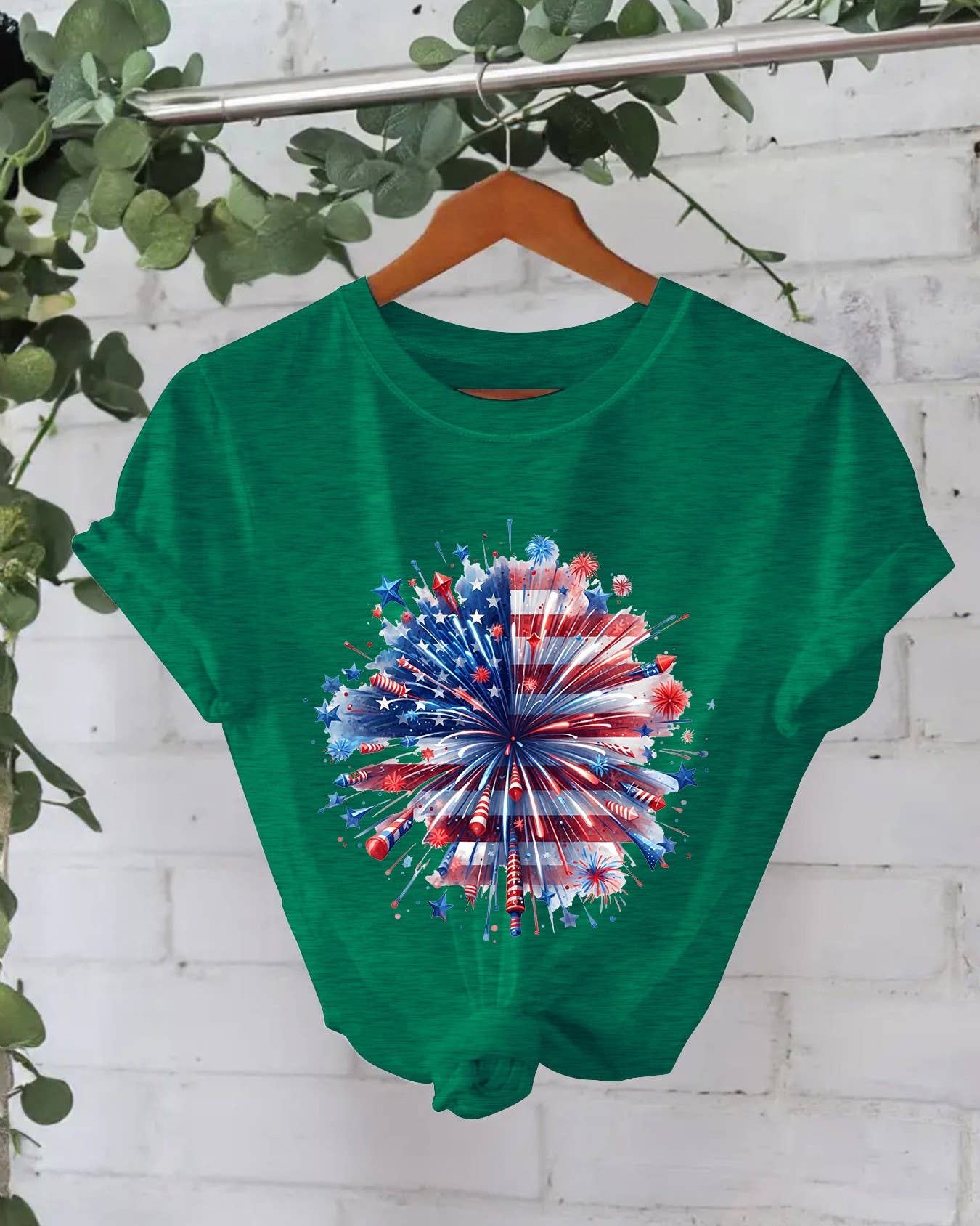 Stylish 4th of July Fireworks Print Short Sleeve T-Shirt