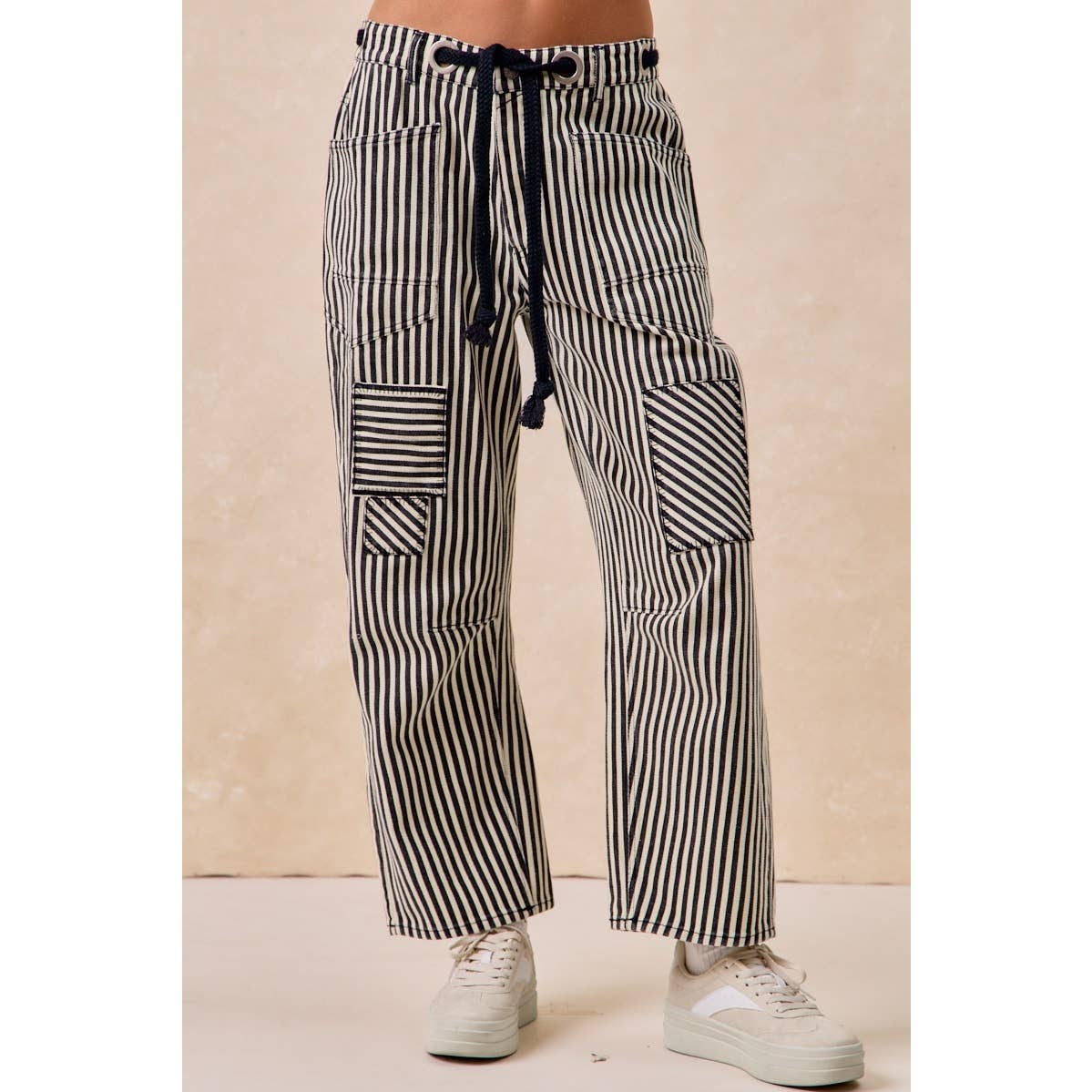 STRIPED TWILL BARREL PANTS