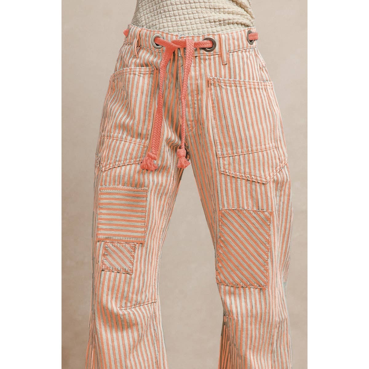 STRIPED TWILL BARREL PANTS