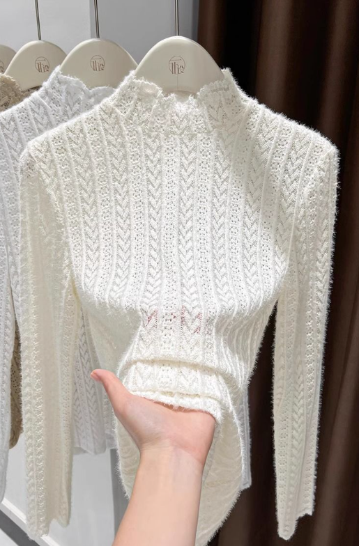 Soft knit Fluffy Texture Lace High neck Layering Top
